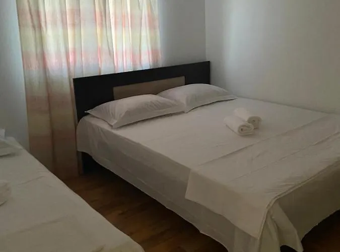 Casa Reve אפורי סוד