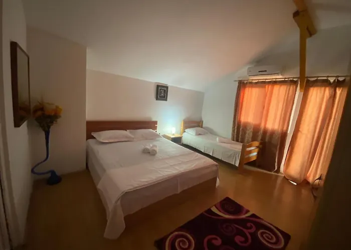 Casa Reve אפורי סוד