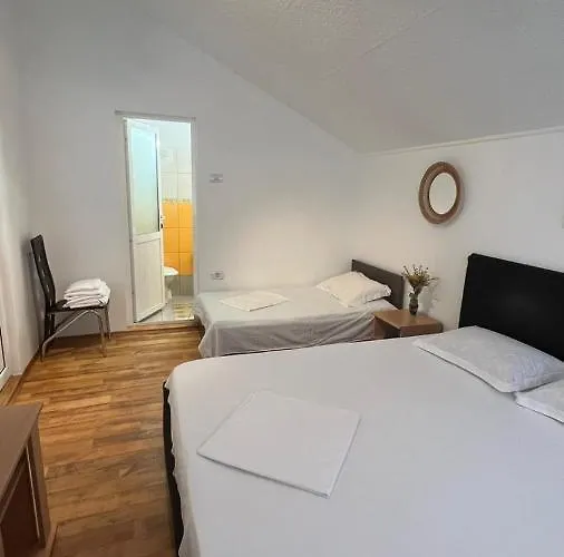 Casa Reve בית הארחה אפורי סוד