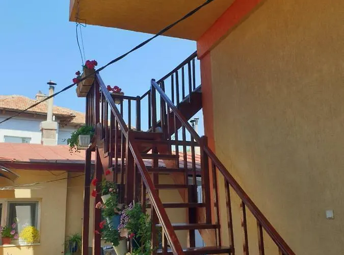 Casa Reve אפורי סוד